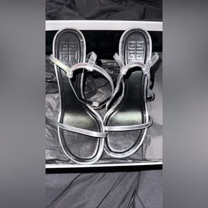 Givenchy G Cube Sandals 105